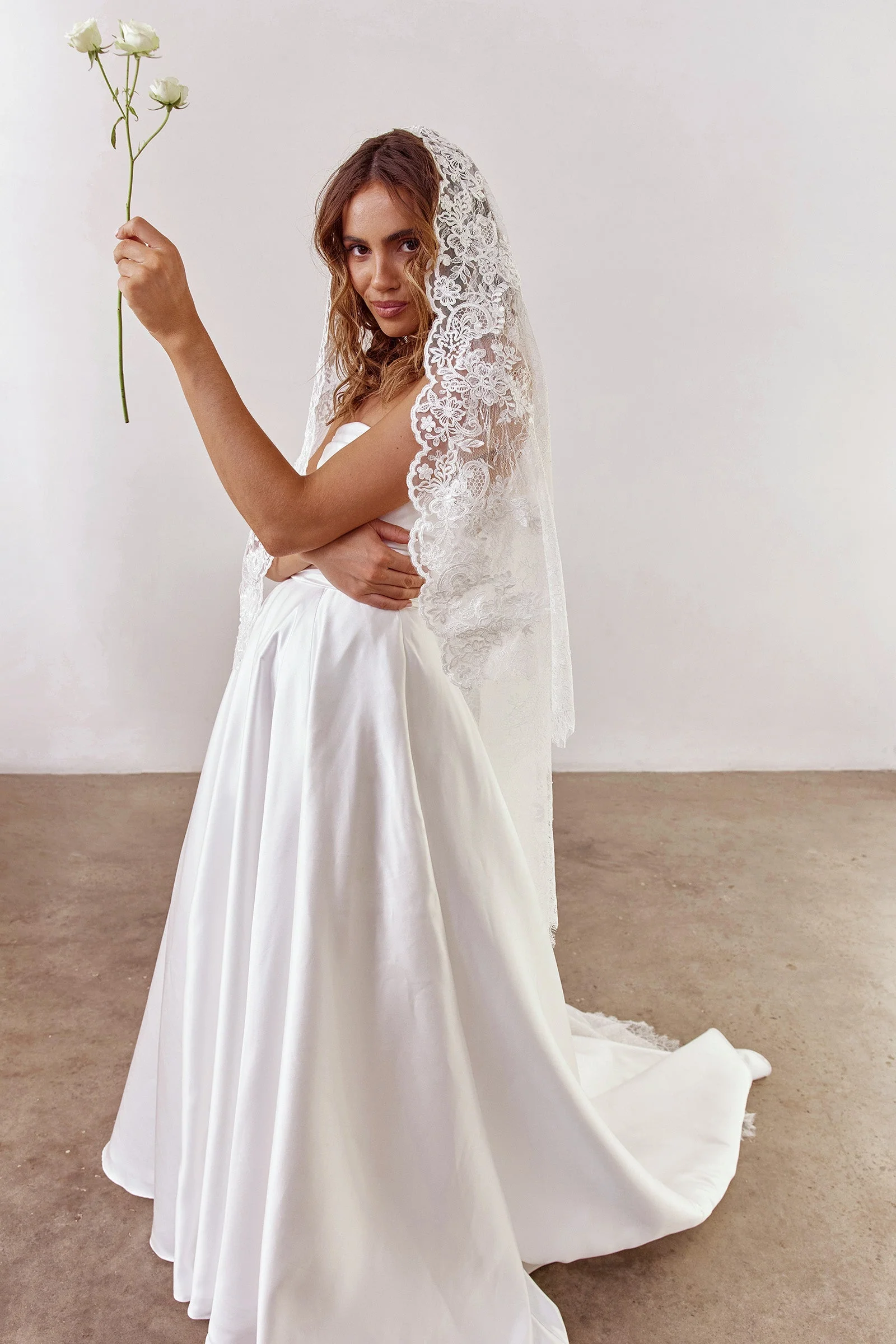 Alchemy Mantilla Veil - Image 13