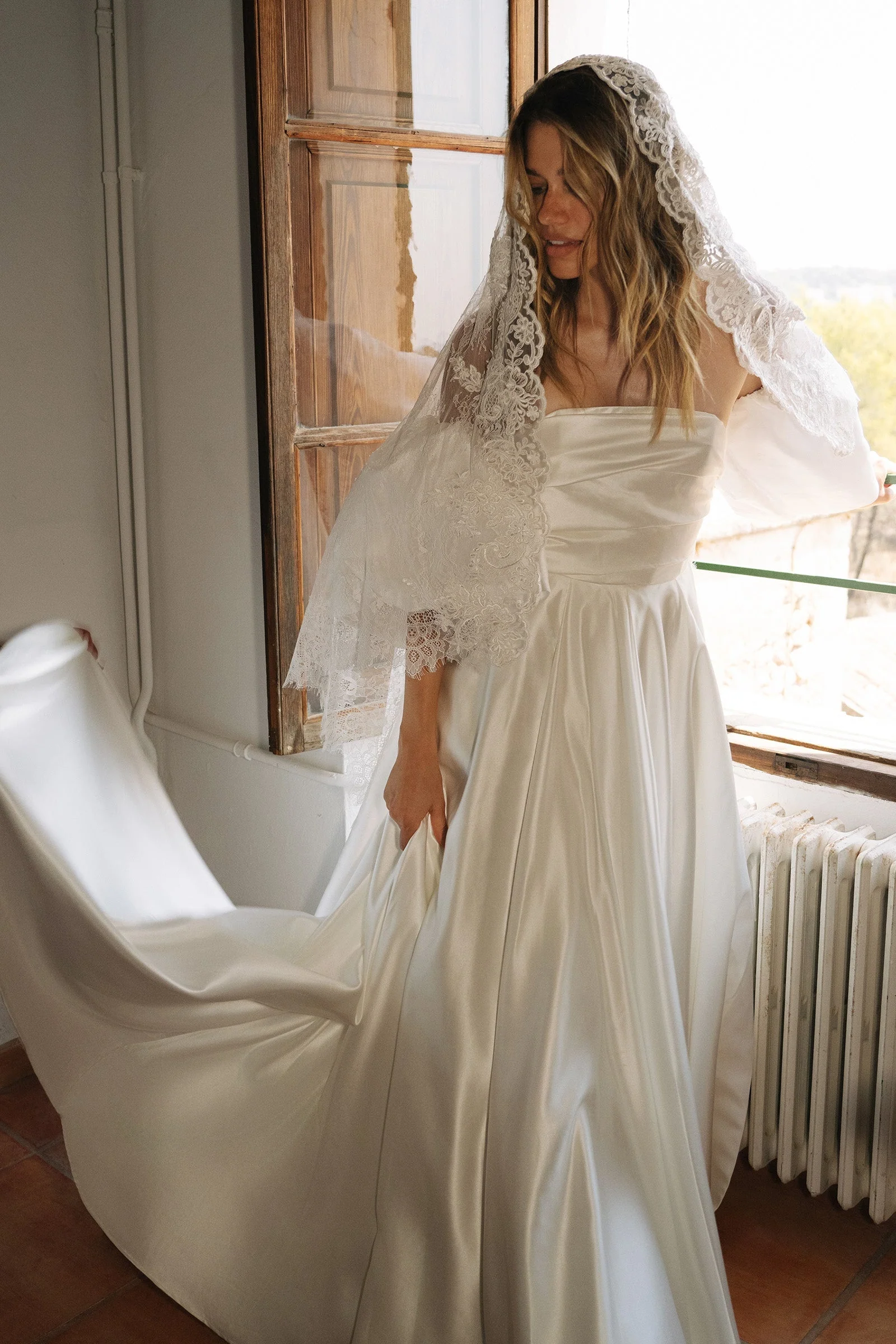 Alchemy Mantilla Veil - Image 15