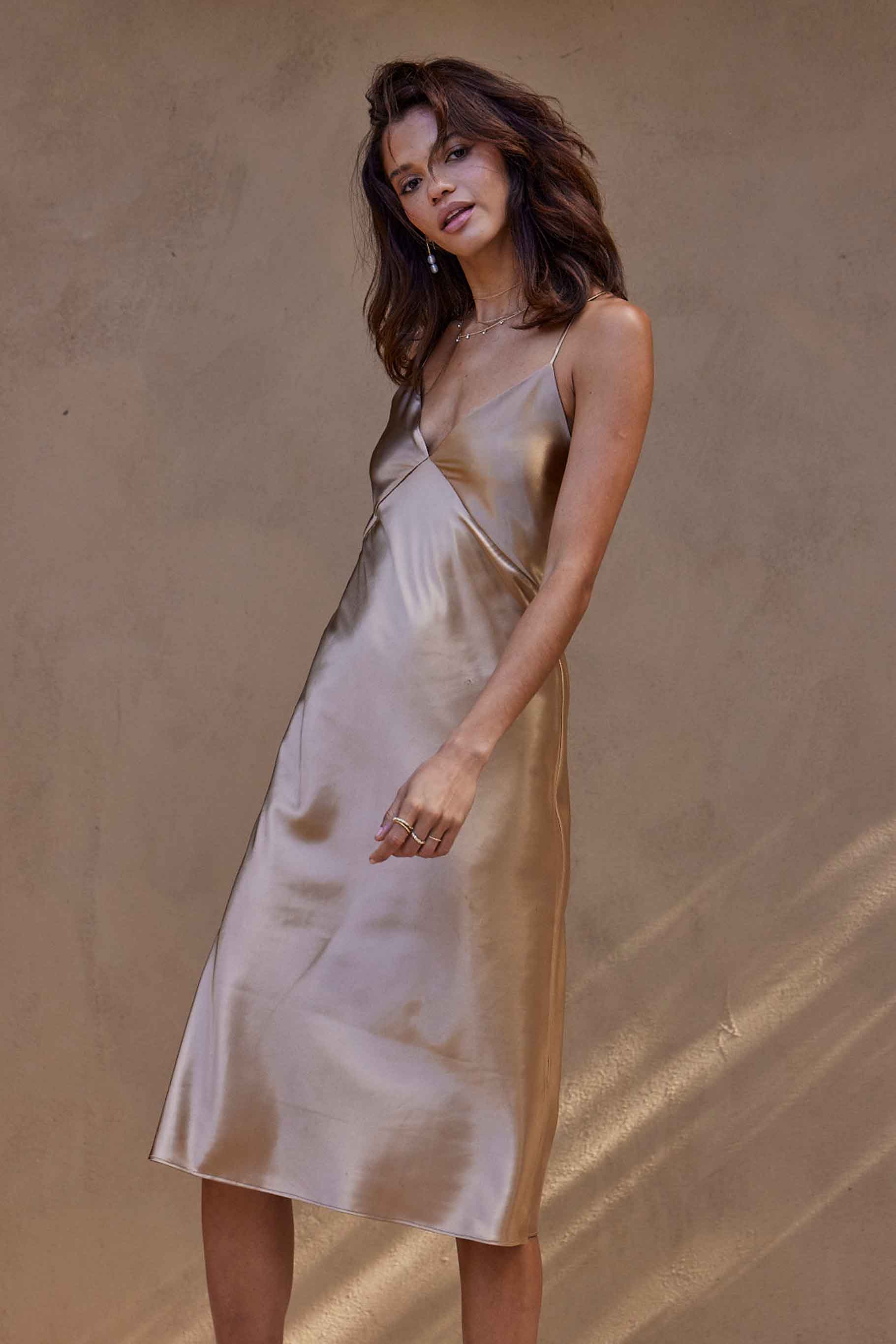 Silky Satin Midi Gold - Image 4